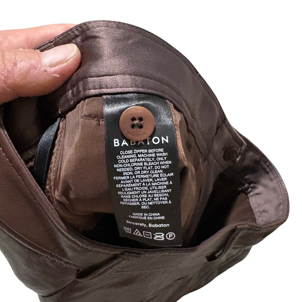 Aritzia Babaton Faux Leather Dark Chocolate Brown Shorts Women’s Size 4 - Picture 4 of 7